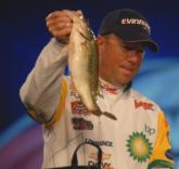 BP pro David Walker of Sevierville, Tenn., rounds out the top 5 with five bass for 14 pounds, 13 ounces.