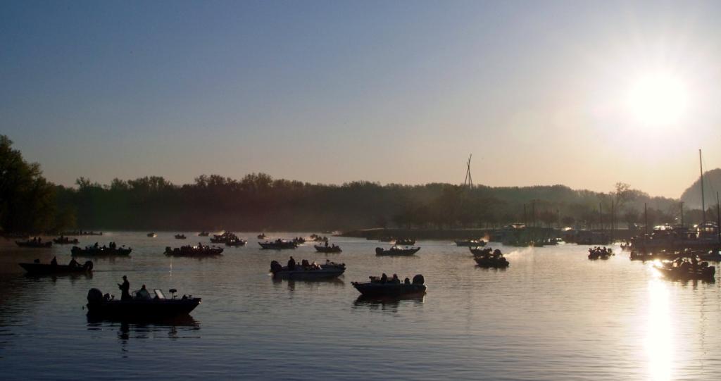 Image for FLW Walleye Tour heads to Mississippi River