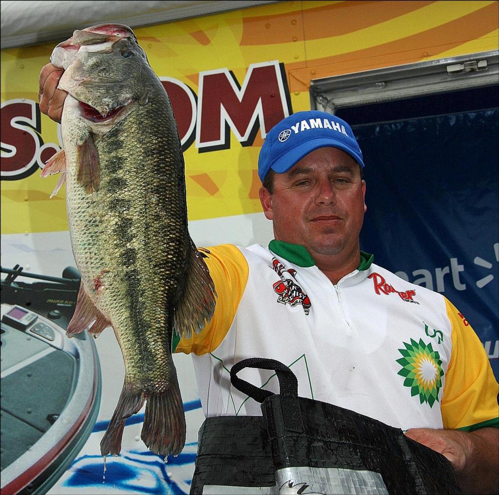 Image for Ward wins Stren Series event on Kentucky Lake