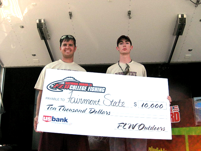 Image for Fairmont State wins college fishing event on Potomac River