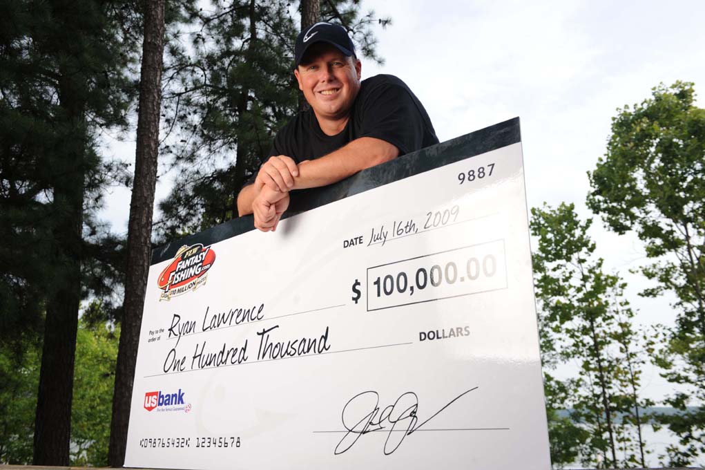 Image for Atlanta man wins $100,000 Fantasy Fishing prize