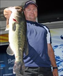 This 7-pound, 7-ounce bass caught by Richard Taylor was the largest of the co-angler division.