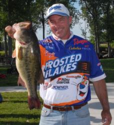 Niche baits produce key fish and key fish add up. Clark Wendlandt shows off a five-pounder he caught at Champlain on a swimbait. This fish put him in the top-10 and in a position to win Angler of the Year.