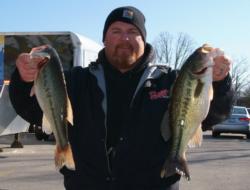 Shane Melton leads the Co-angler Division with 13 pounds, 9 ounces.