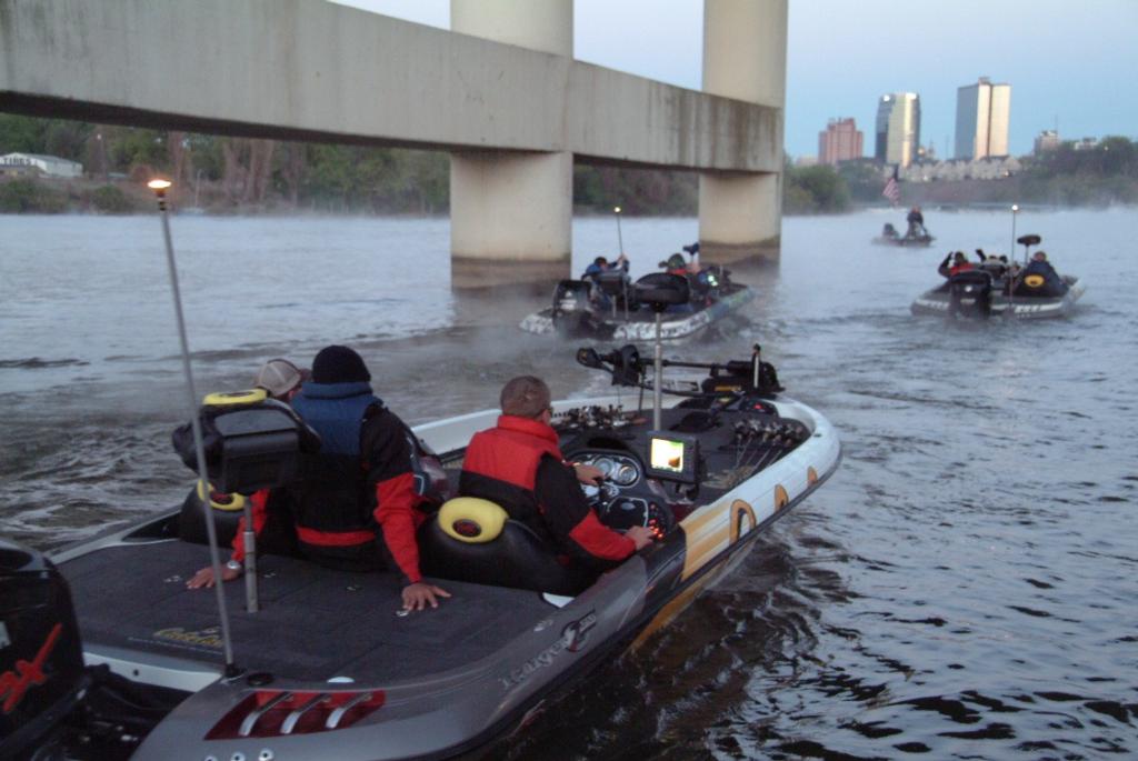 Image for 2010 FLW College Fishing National Championship under way