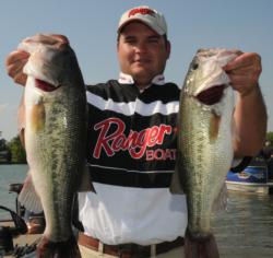 Derrick Snavely of Rogersville, Tenn., finished second in the Co-angler Division with a three-day total of 21-15.