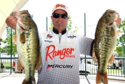Pro Jon Strelic of El Cajon, Calif., recorded a three-day catch of 54 pounds, 1 ounce to finish the day in third place on the Cal Delta.