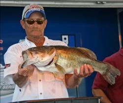 Co-angler Don Dickereson caught his division