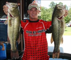 Co-angler leader Jeff Sprague had to slow his retrieves as the midday heat increased.