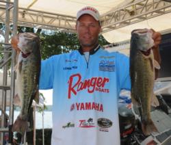 Brent Long of Cornelius, N.C., is in second place after day one with 25-11.