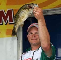 Second place co-angler John Woodroof had the Big Bass in his division on day one.