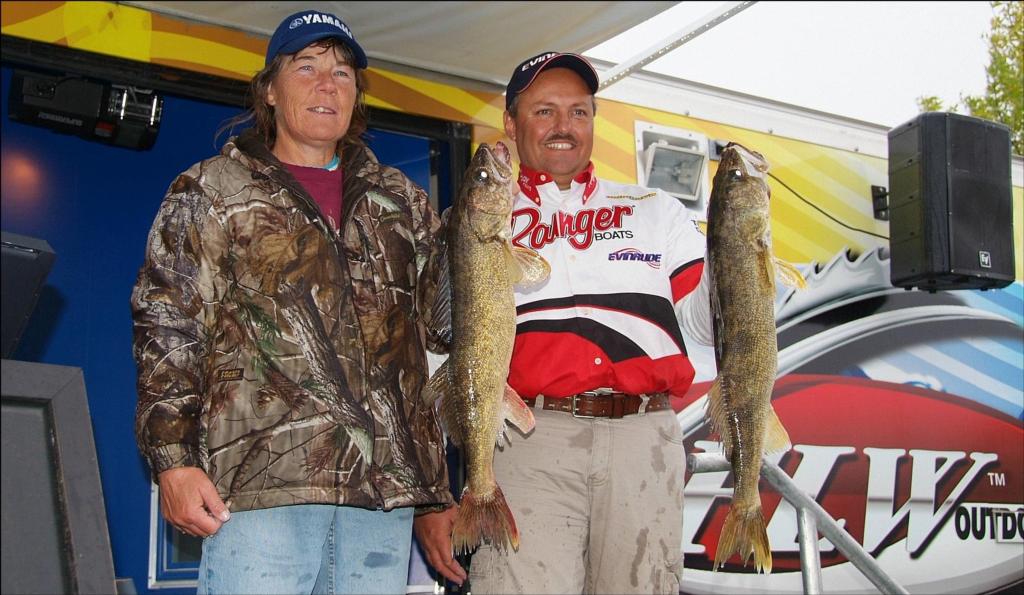 Image for Byle overtakes lead on Leech Lake at FLW Walleye Tour Championship