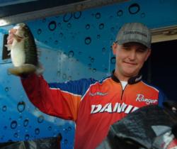 Local stick Jason Milligan of Shasta Lake, Calif., ultimately parlayed a 27-pound, 1-ounce catch into a third-place finish worth $10,000 at the EverStart Lake Shasta event.