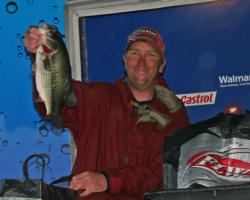 Flipping tubes and creature baits close to heavy cover gave Ken Howden the win on Roosevelt.