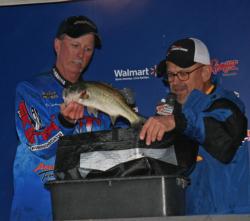 Kevin Stewart fished wacky-rigged senkos and Texas-rigged creature baits on day three.