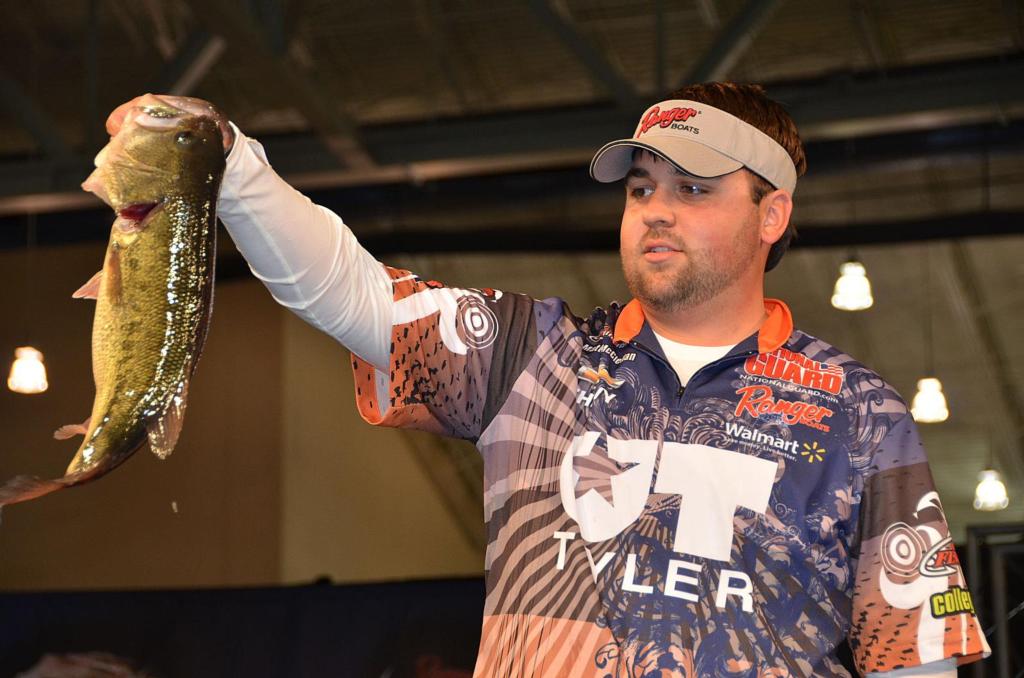 Image for University of Texas-Tyler claims lead at 2011 FLW College Fishing National Championship