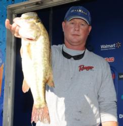 Ryan Ingram of Phenix City, Ala., holds fast to the second place position with a two-day total of 31 pounds, 10 ounces.