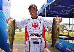 Pro Gene Eisenmann of Frisco, Texas, five bass, 13-1, is in fourth on the Red River.