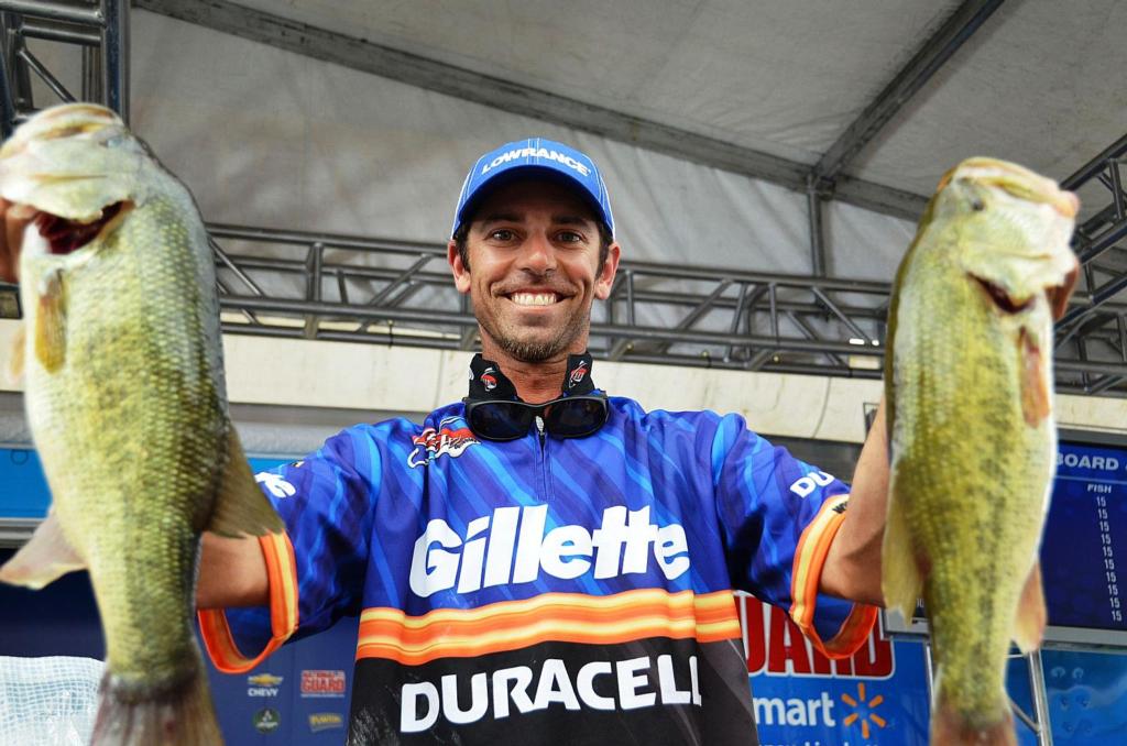 Image for Iaconelli leads Walmart FLW Tour event on Potomac River