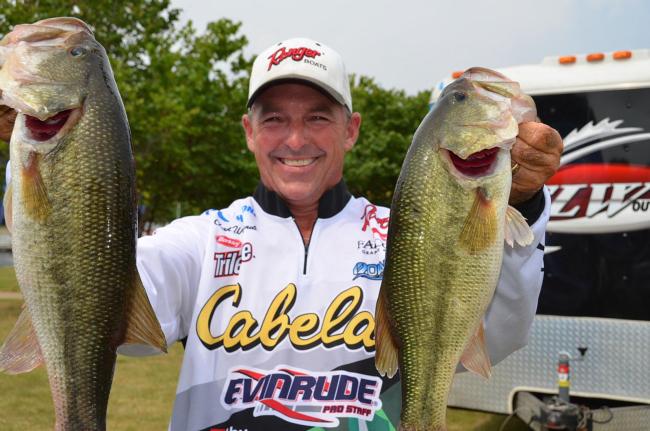 FLW pro Clark Wendlandt used a 16-pound, 13-ounce catch to net 13th place overall after the first day of FLW Tour competition on Pickwick Lake.