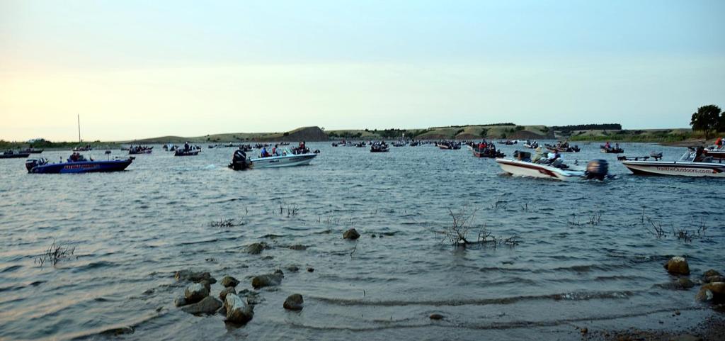 Image for Walleye anglers face top-10 cut on Oahe
