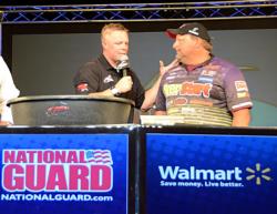 EverStart pro Dan Stier talks about his day three with weighmaster Alan Gray.