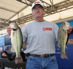 Beecher Strunk of Somerset, Ky., still leads the Co-angler Division with a two-day total of 34-2.