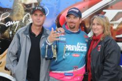 Dan Morehead with Andy and Tammy Poss, makers of the Alabama Rig.
