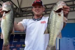 Pro Micah Frazier of Newnan, Ga., leapfrogged from fifth place to third on the strength of a two-day catch totaling 36 pounds, 5 ounces.