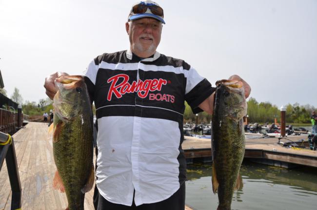 Bolstered by a total catch of 43 pounds, 8 ounces, Gary Morris of Tracy, Calif., found himself atop the co-angler leaderboard heading into the final day of competition.