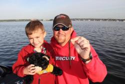 Joined by 5-year-old son Hunter, third-place boater Christopher Jones hopes to bag a nice limit on a shaky head.
