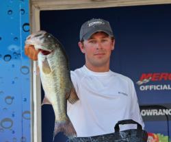 Texas pro Ryan Pinkston turned in a solid performance and rose two spots to finish fifth.
