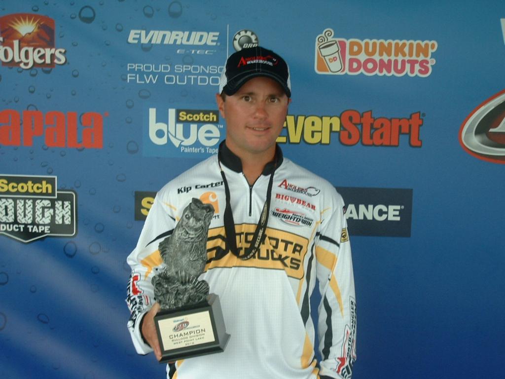 Image for Carter wins Bulldog Super Tournament on West Point Lake