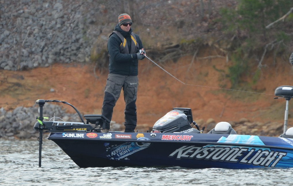 Image for Ehrler leads Walmart FLW Tour event on Lewis Smith Lake