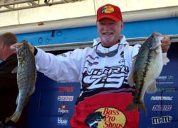 Stacey King finished the opening round in 13th place with a total weight of 25 pounds, 11 ounces.