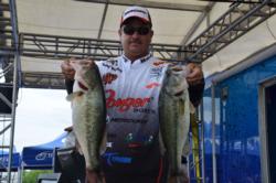Todd Auten grabs third place thanks to his 20-pound, 12-ounce catch. 