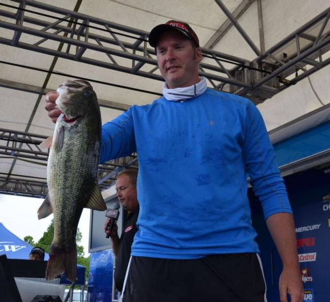 Matthew Stefan rounds out the top five with his catch of 19-14. 