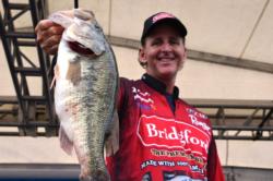 Randy Blaukat of Joplin, Mo., snared fourth place overall with a total catch of 20 pounds, 3 ounces during the first day of Grand Lake competition.