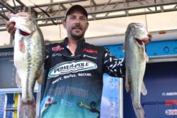 Pro Darrell Davis of Dover, Fla., won the 3M ScotchBlue Big Bass Award with a catch weighing in at 6 pounds, 3 ounces. For his efforts, Davis won $500.