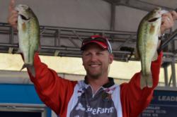 Co-angler Steven Meador of Bella Vista, Ark., finished the Grand Lake event with a top-three performance after recording a three-day catch of 40 pounds, 2 ounces.