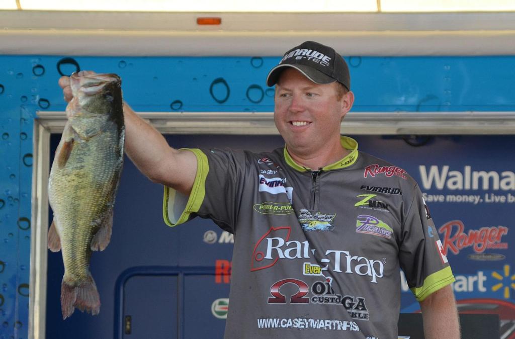 Image for Martin Continues To Lead Walmart FLW Tour At Lake Chickamauga Presented By Chevy