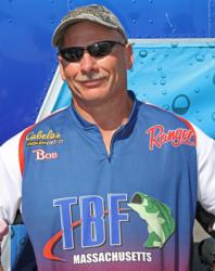 Co-angler  Robert Giannini expanded his lead on day two.