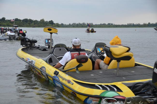 Forrest Wood Cup competitors head out onto the open waters of the Red River.