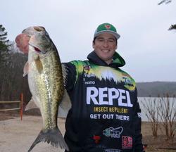 Repel pro Cody Meyer with his best from the 16-4 bag he caught on Thursday to sit in eighth place.