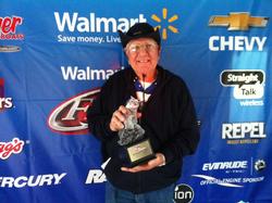 Co-angler Joe Coble, of Malvern, Ark., weighed a five-bass limit totaling 17 pounds, 11 ounces Saturday to win $1,963 in the Arkie Division event on Lake Ouachita.