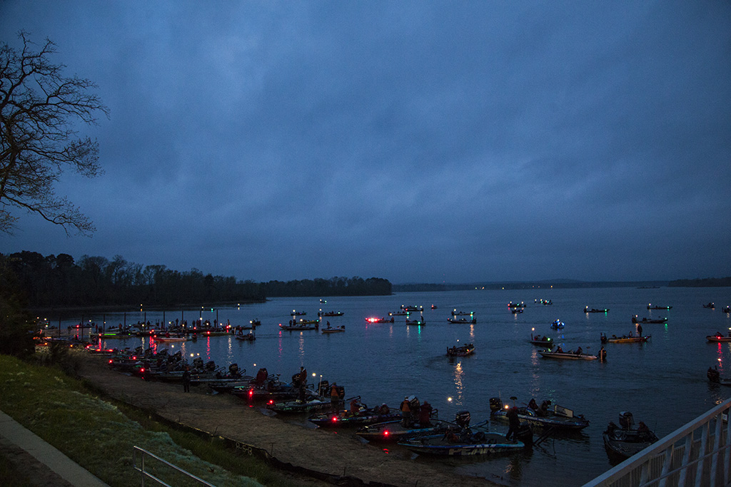 Image for Wind, clouds and spawning bass at Sam Rayburn