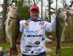 Walmart pro Mark Rose shows off part of his 23-pound, 14-ounce limit that put him in third place after day one.