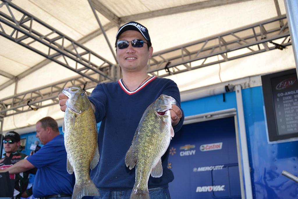 Fishing, American-style, lures Chinese anglers to Beaver Lake