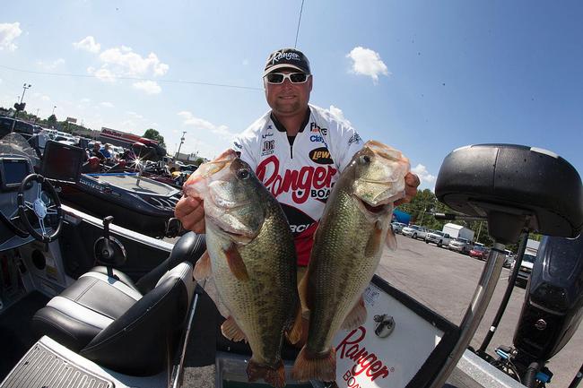 Jason Lambert absolutely crushed them this week on Kentucky Lake. He caught several hundred fish, but he never got that 7- to 8-pound bite that he needed to beat Randy Haynes.