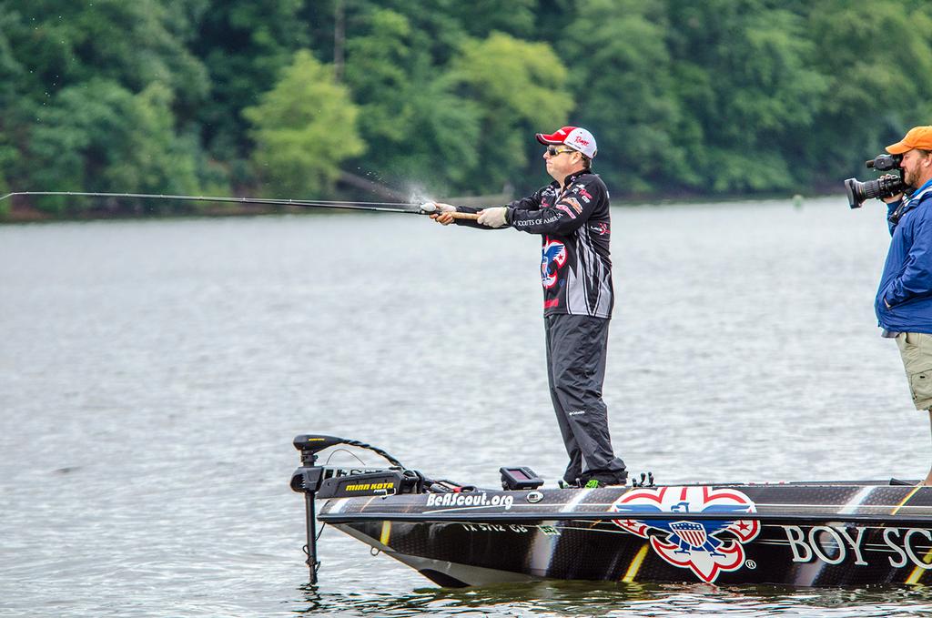 Image for Redington Retains Lead, Morgan Wins Angler Of The Year Title At Walmart Flw Tour Event On Kentucky Lake Presented By Evinrude